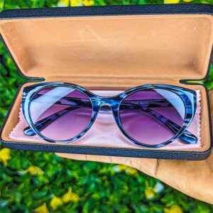 Lunettes CrystalLook 28 - Boîte de rangement + mouchoir de nettoyage offert