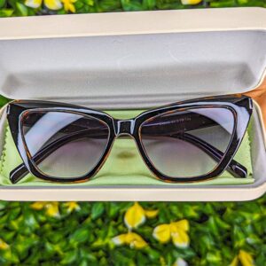 Lunettes CrystalLook 52 + Boîte de rangement et mouchoir de nettoyage offert