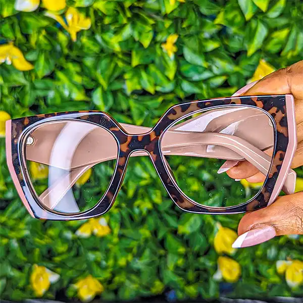 Lunettes CrystalLook 04 + Boîte de rangement et mouchoir de nettoyage offert