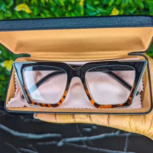Lunettes CrystalLook 03 + Boîte de rangement et mouchoir de nettoyage offert