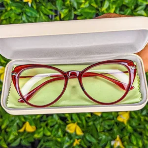 Lunettes CrystalLook 81 + Boîte de rangement et mouchoir de nettoyage offert