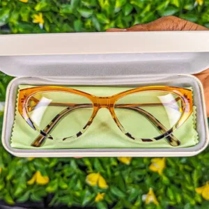 Lunettes CrystalLook 85 + Boîte de rangement et mouchoir de nettoyage offert