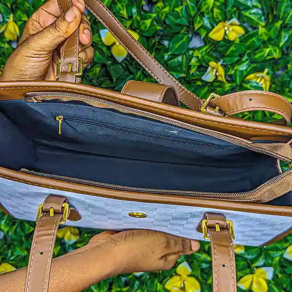 Sac à main élégant bicolore marron & blanc – Image 4