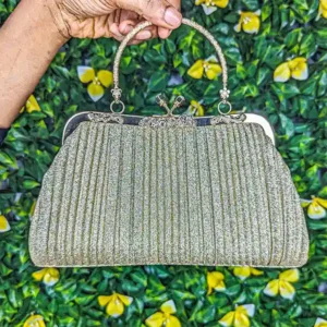 Sac / pochette de soirée doré plissée