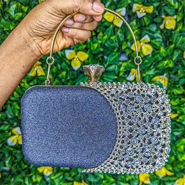 Sac / pochette de soirée noir pailleté avec strass dorés